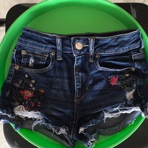 Size 2 American eagle shorts